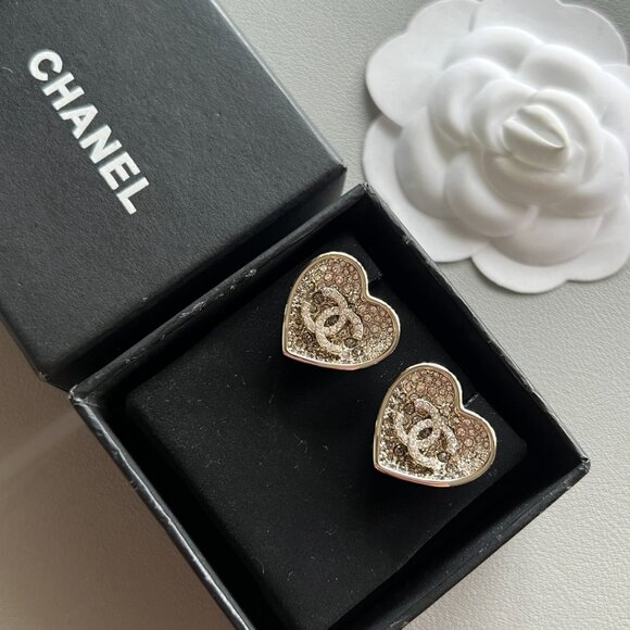 Chanel diamond heart-shaped earrings - Picture 7 of 7